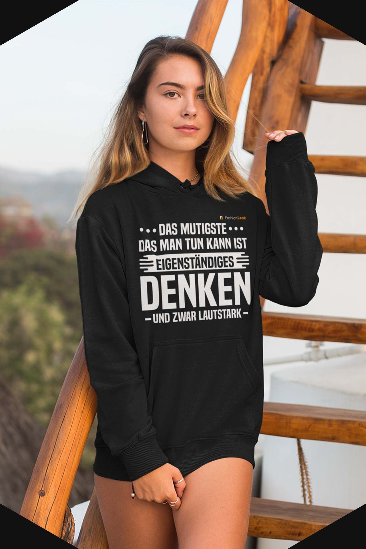 DamenLeak Hoodie - The Thinker